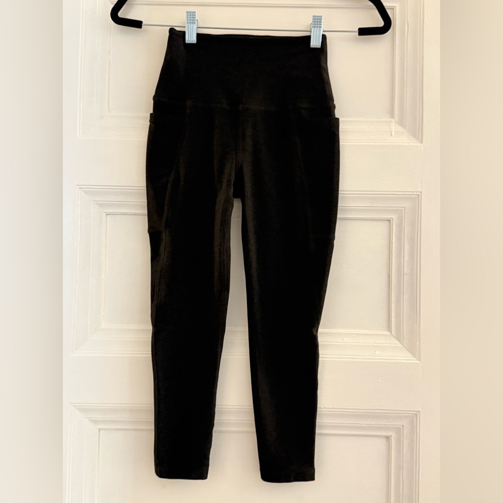 Beyond Yoga Darkest Night Space Dye Crop Leggings